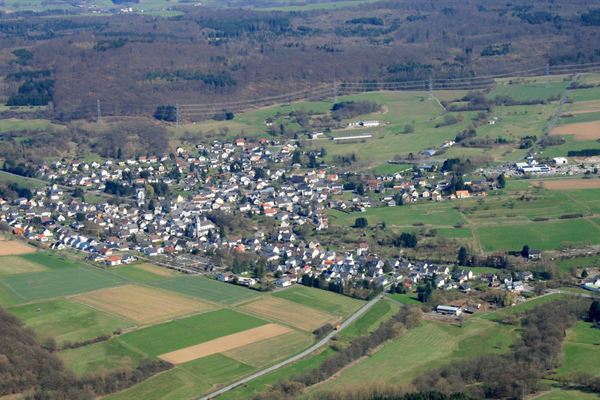 Luftaufnahme von Langendernbach im Elbbachtal